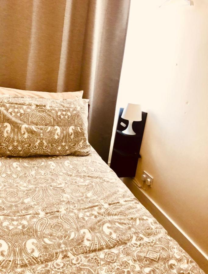 Ac Lounge 36 Apartment Rochford Bagian luar foto