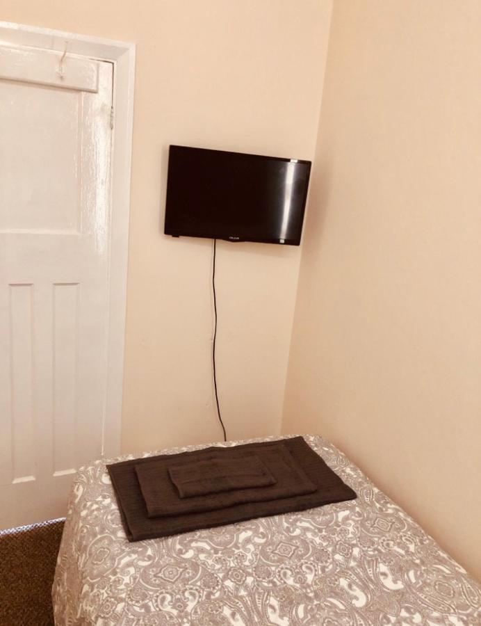 Ac Lounge 36 Apartment Rochford Bagian luar foto